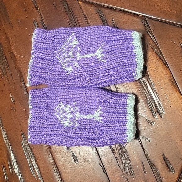 COPY - Hand made knit fingerless wrist warmer glo… - Picture 10 of 11